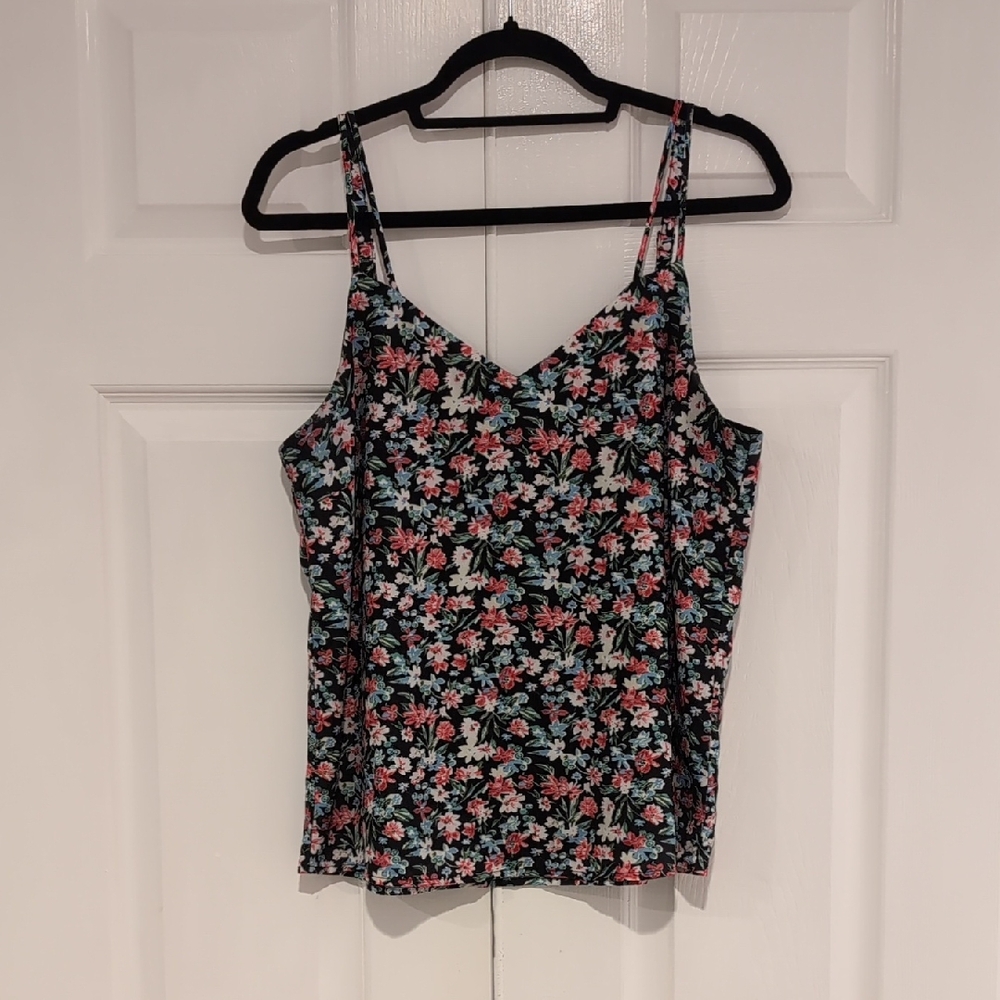 Skies Are Blue Flowy Floral Blouse Top Tank - M